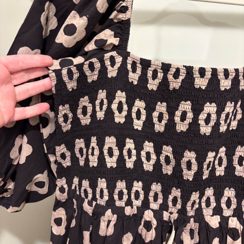 Christy Dawn Katrina Dress, Noir Daisy - Picture 2 of 3